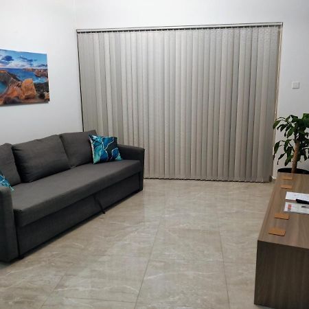 Deggies Apartments - Spacious, Modern Apartment! 나샤르 외부 사진