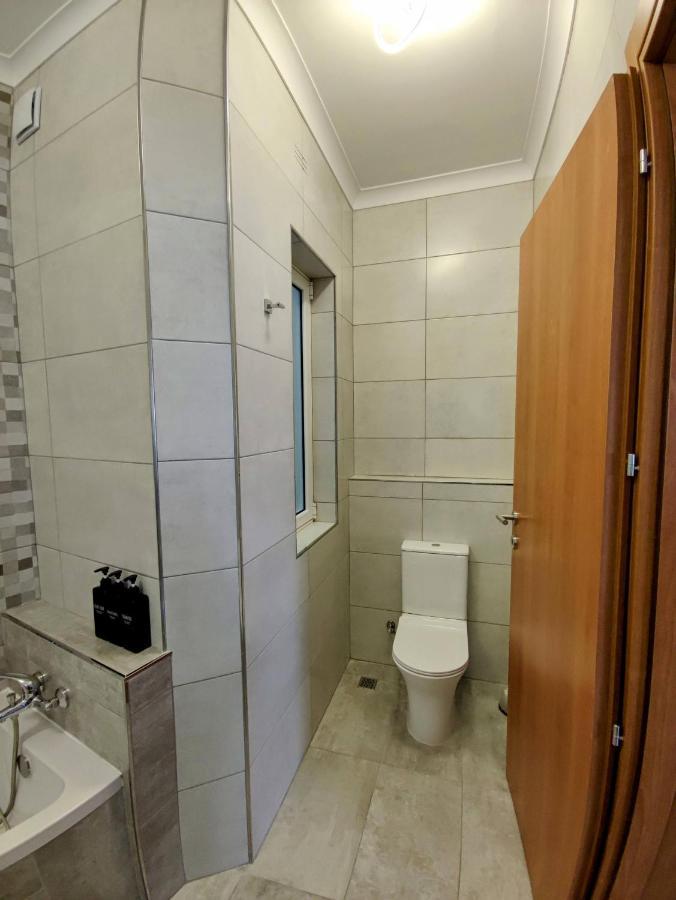 Deggies Apartments - Spacious, Modern Apartment! 나샤르 외부 사진
